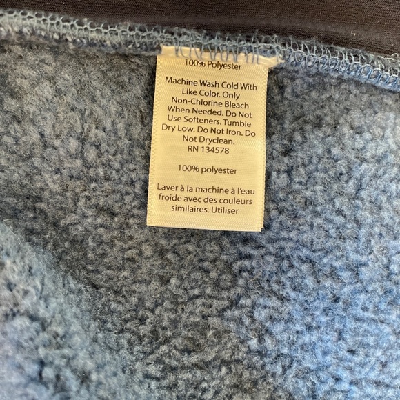 BOYS large Vineyard Vines Vest - Picture 5 of 7